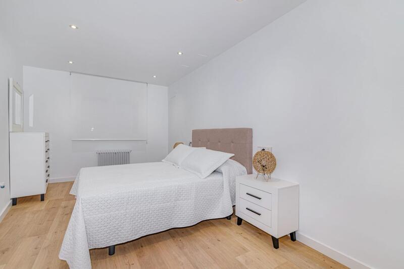 4 bedroom Apartment for sale