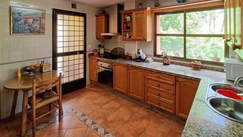 3 Schlafzimmer Höhlenhaus zu verkaufen