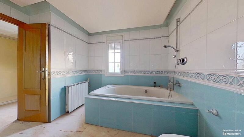 4 slaapkamer Grotwoning Te koop