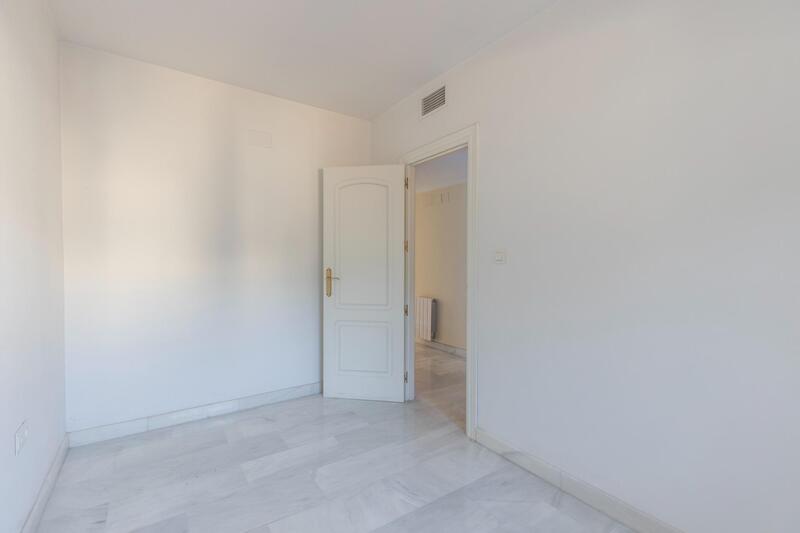 5 Cuarto Casa Cueva en venta