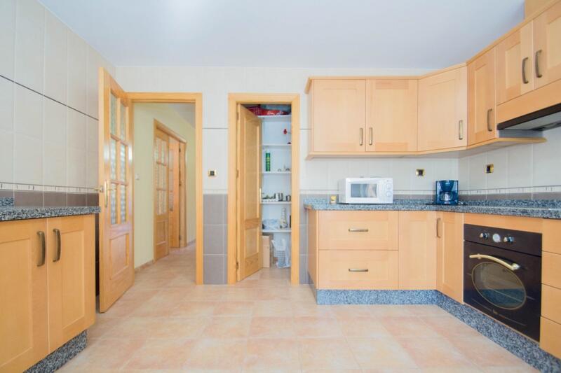 4 slaapkamer Villa Te koop