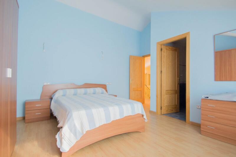 4 slaapkamer Villa Te koop