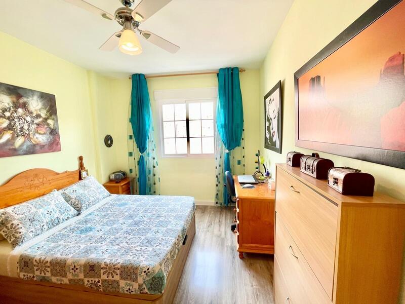 3 bedroom Apartment for sale