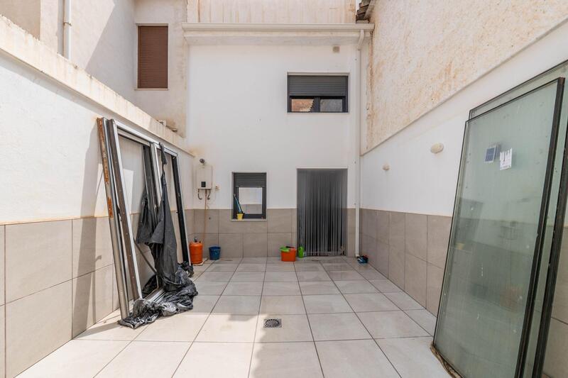 4 chambre Maison Troglodyte à vendre