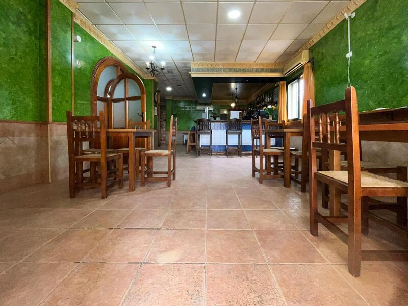 3 bedroom Commercial Property for sale