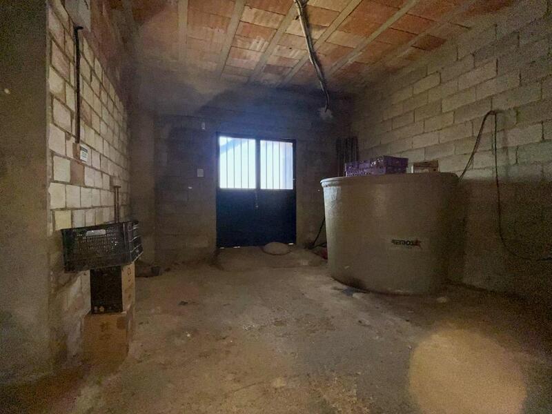3 bedroom Commercial Property for sale