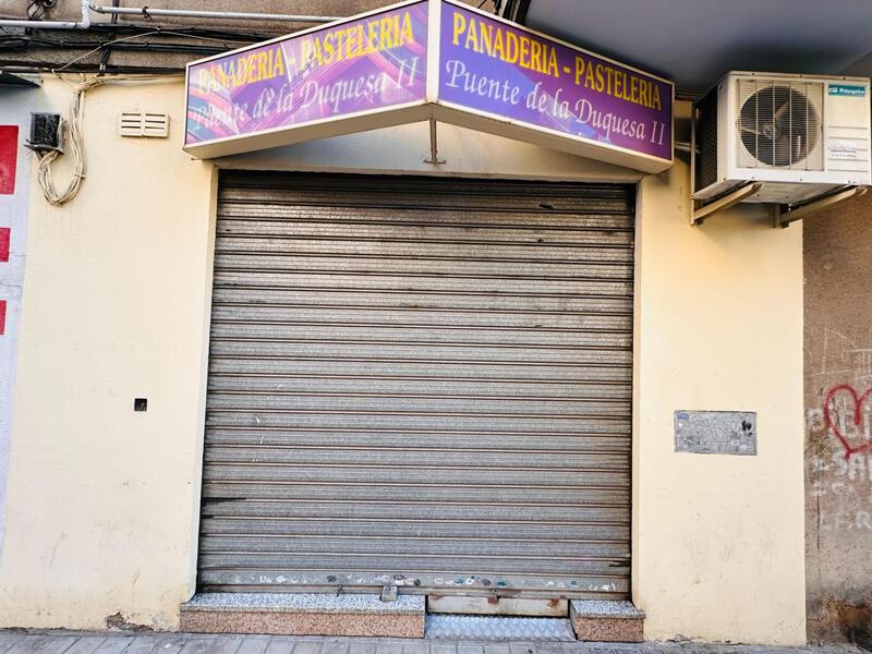 Local Commercial à vendre