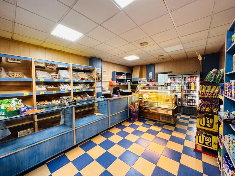 Local Commercial à vendre