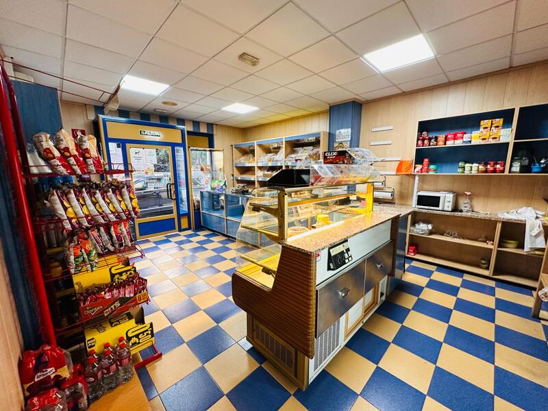 Local Commercial à vendre