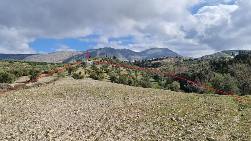 Деревенский Дом продается в Viznar, Granada