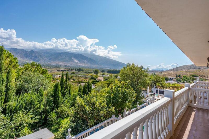 12 chambre Auberge à vendre