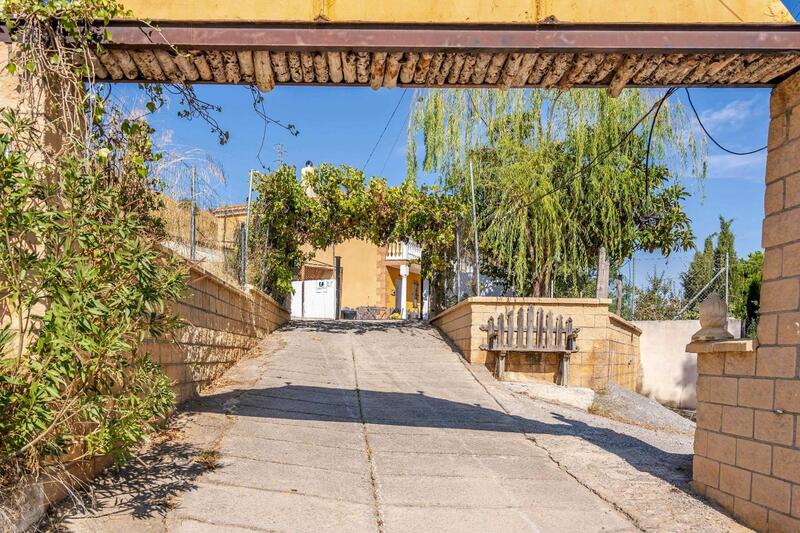 12 chambre Auberge à vendre