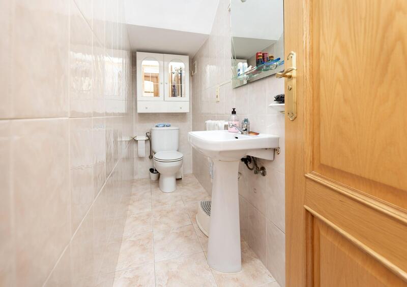 4 slaapkamer Tweezijdig Te koop
