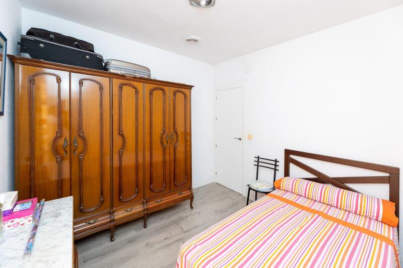 4 slaapkamer Tweezijdig Te koop