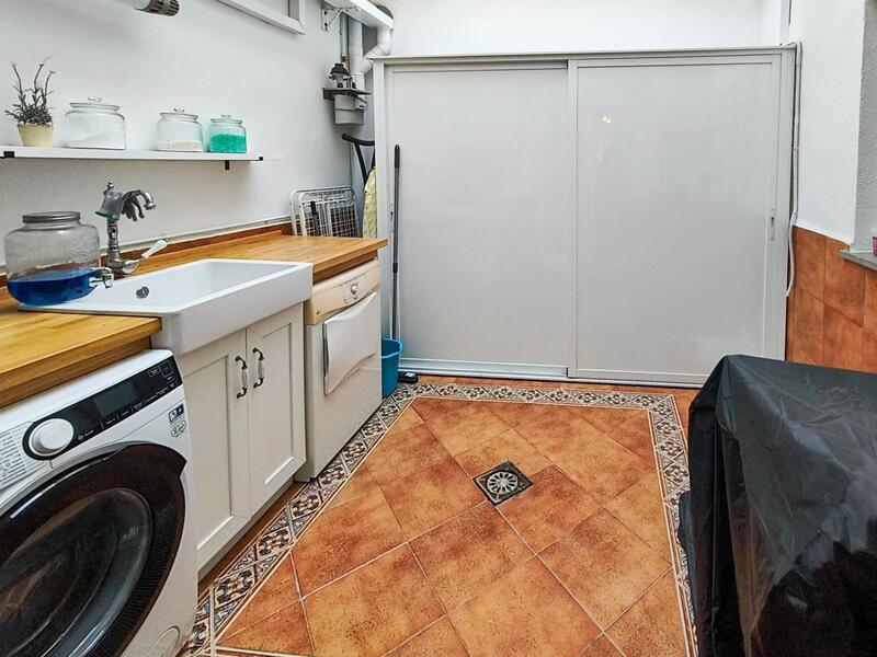 4 Cuarto Casa Cueva en venta