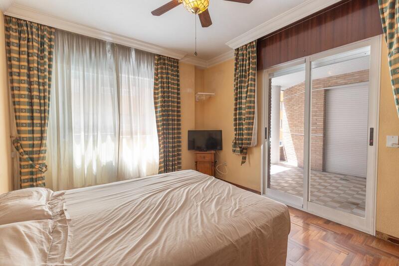 4 bedroom Apartment for sale