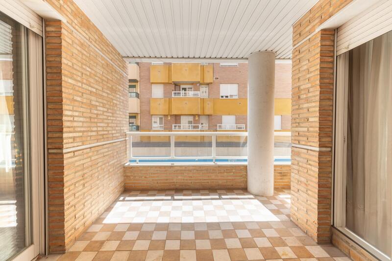 4 bedroom Apartment for sale