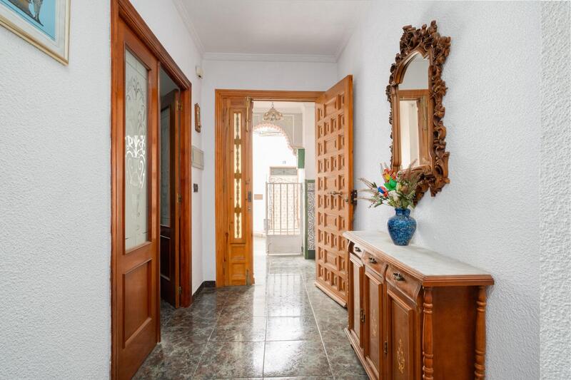 4 Schlafzimmer Höhlenhaus zu verkaufen