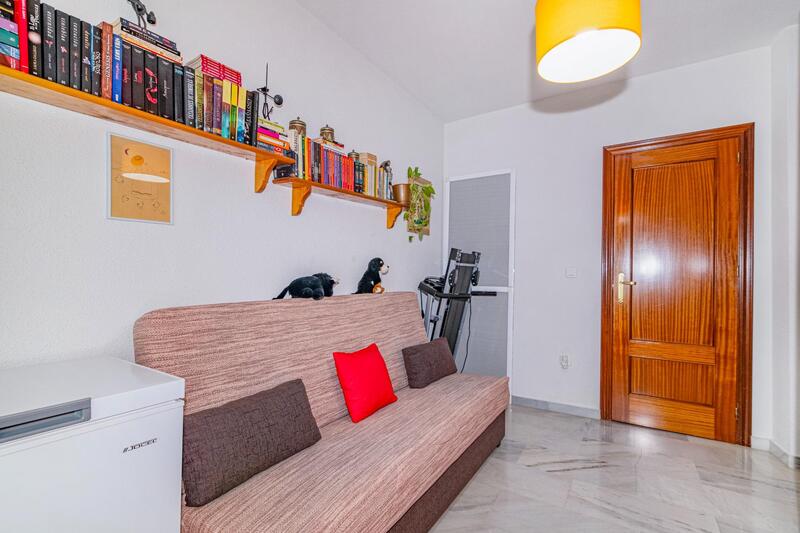 3 bedroom Apartment for sale