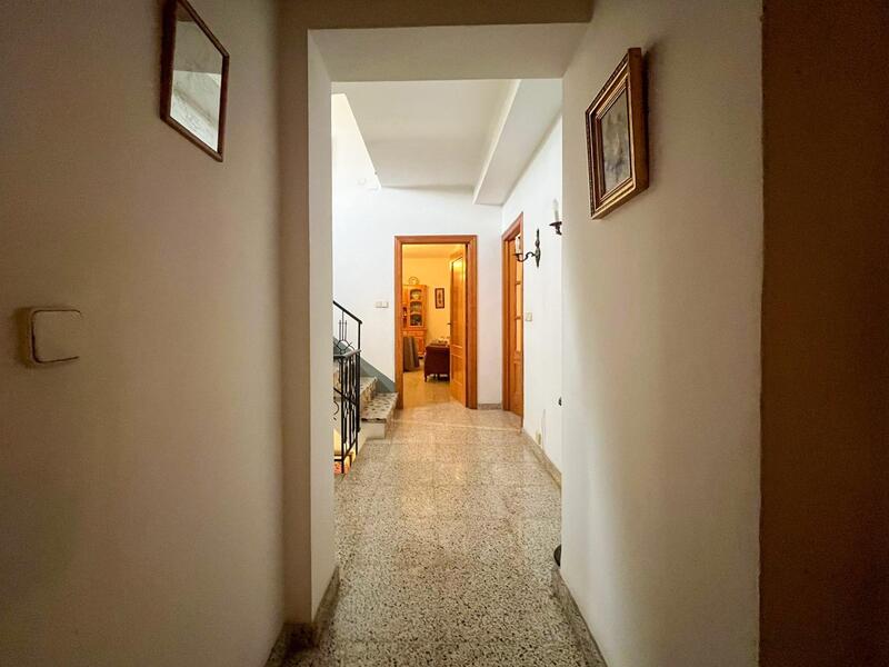 6 bedroom Cave House for sale