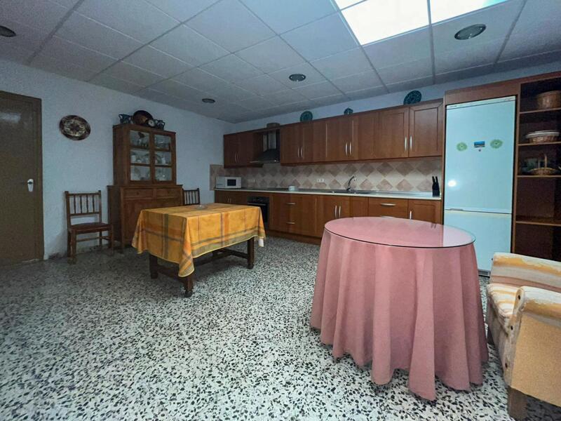 6 bedroom Cave House for sale