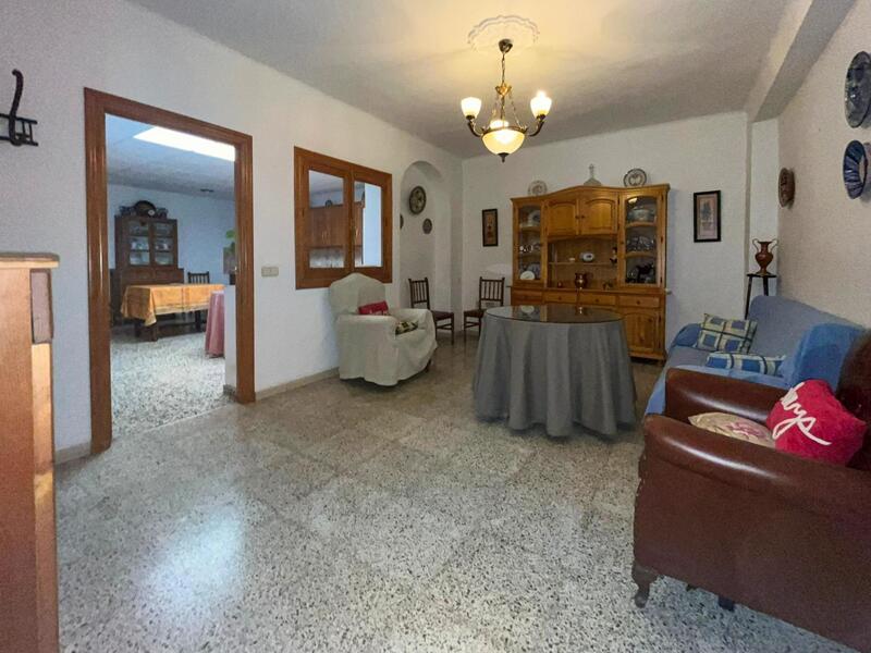 6 bedroom Cave House for sale