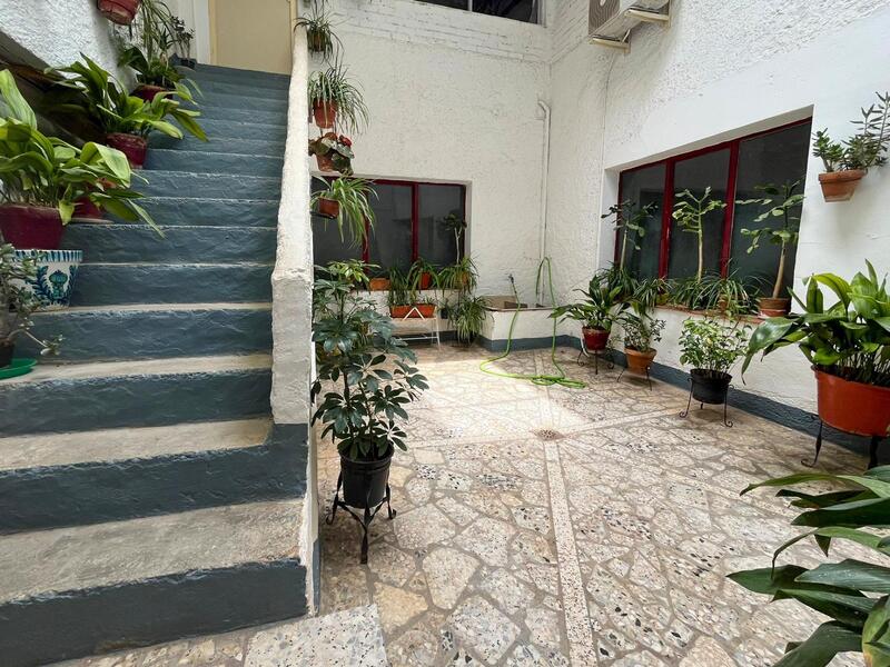 6 bedroom Cave House for sale