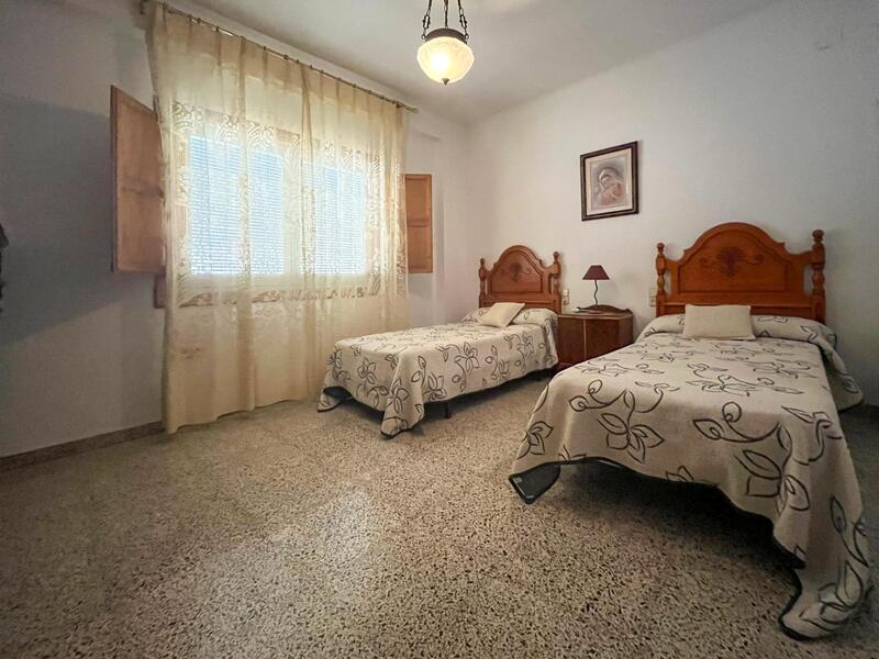 6 bedroom Cave House for sale