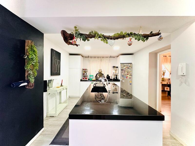 4 bedroom Duplex for sale
