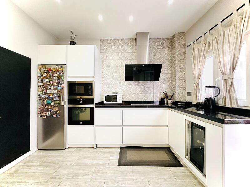 4 bedroom Duplex for sale