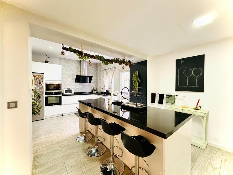 4 bedroom Duplex for sale