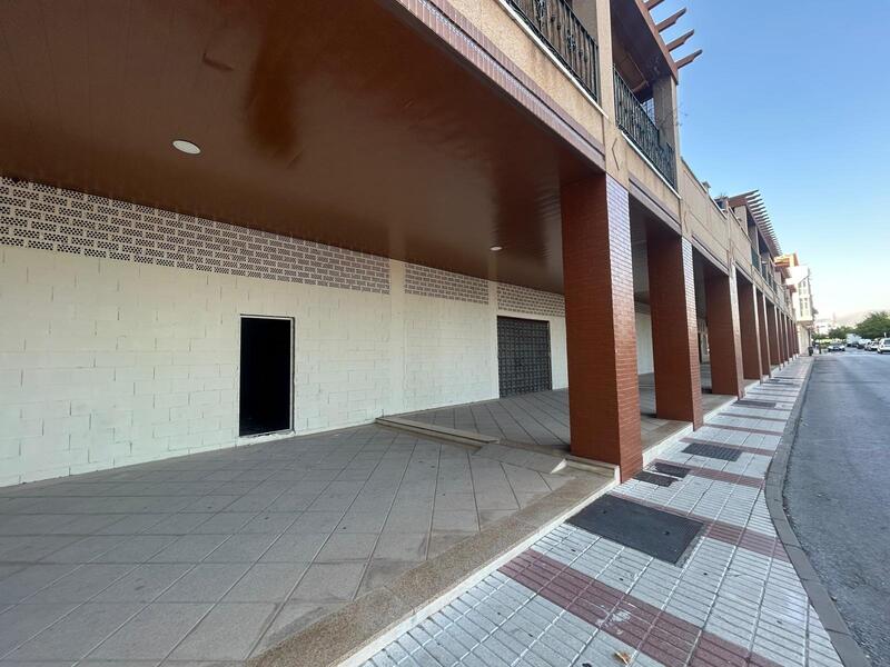 Handelsimmobilie zu verkaufen in Atarfe, Granada