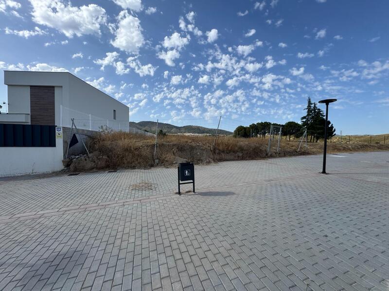 Landa till salu i Otura, Granada
