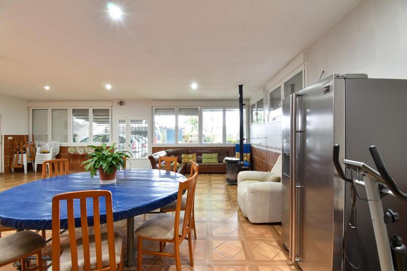 3 bedroom Country House for sale