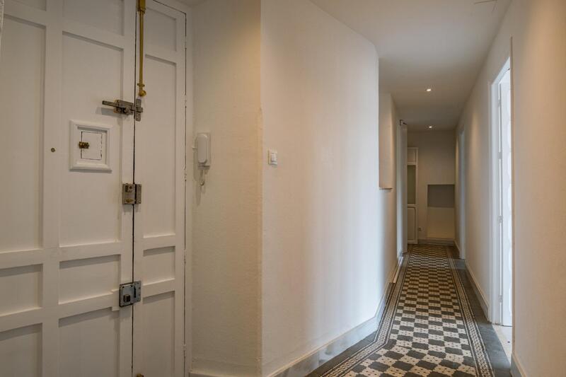 6 bedroom Apartment for sale