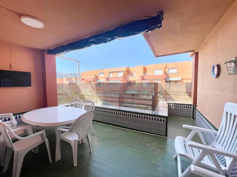 4 bedroom Apartment for sale