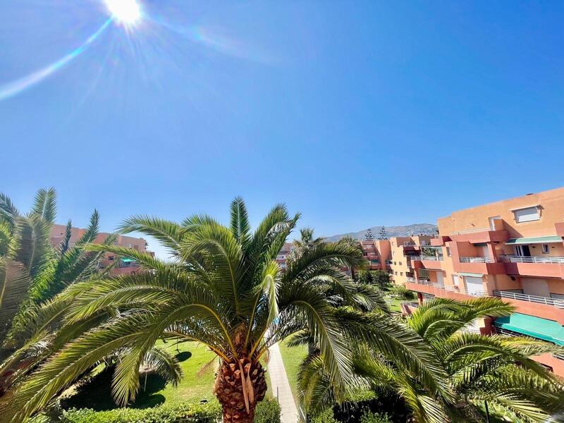 4 bedroom Apartment for sale