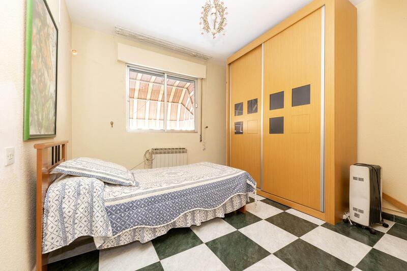 3 bedroom Apartment for sale