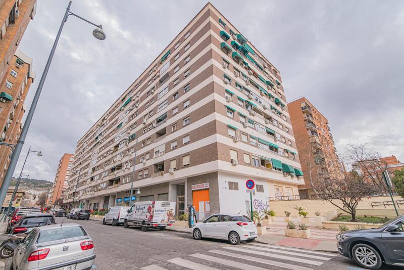 Appartement Te koop in Granada, Granada