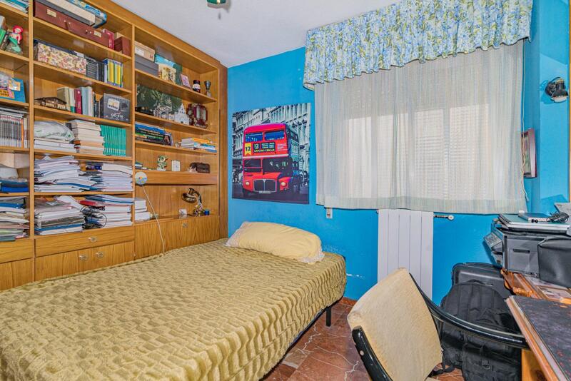 4 slaapkamer Appartement Te koop