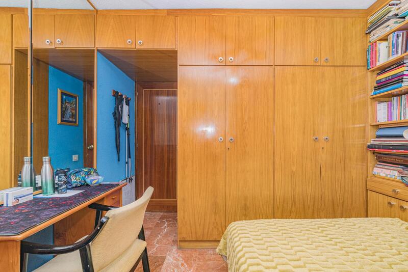 4 slaapkamer Appartement Te koop