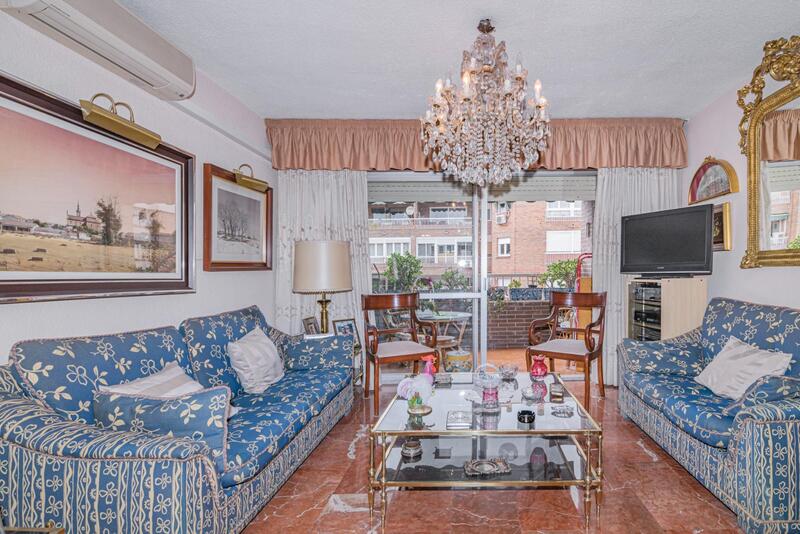 4 slaapkamer Appartement Te koop