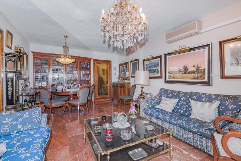 4 slaapkamer Appartement Te koop