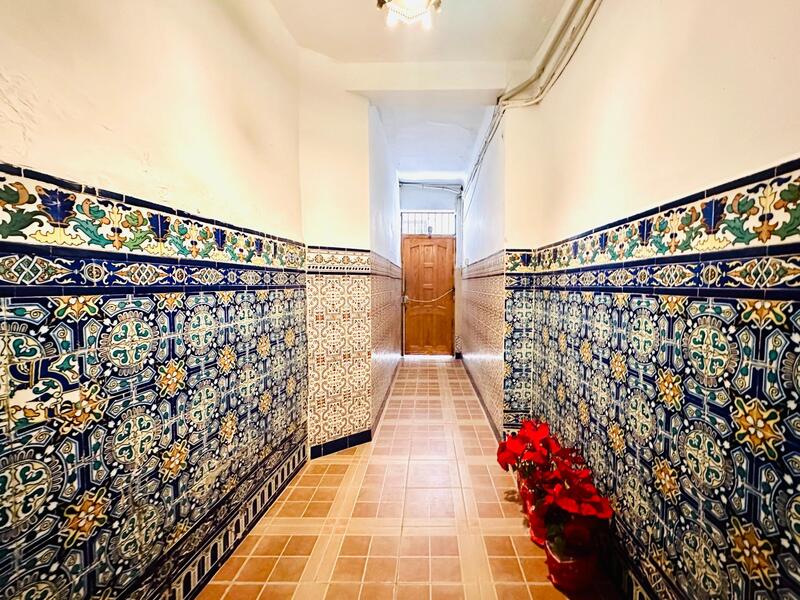 5 slaapkamer Gezinswoning Te koop