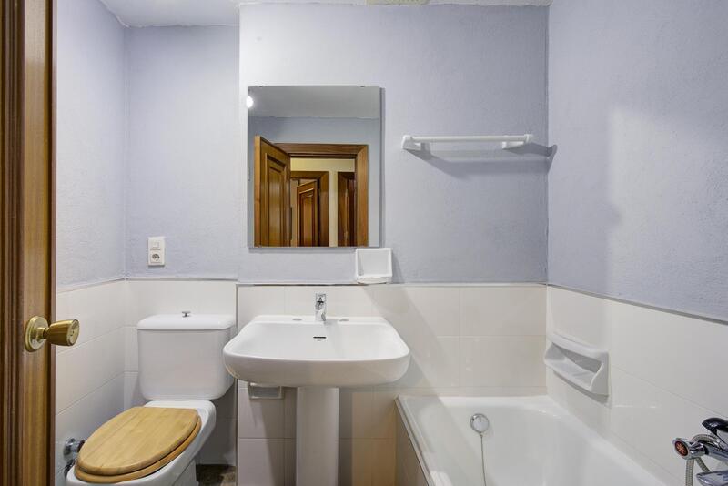 4 bedroom Apartment for sale