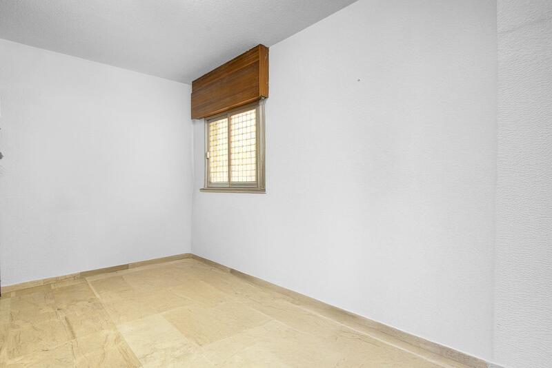 4 bedroom Apartment for sale