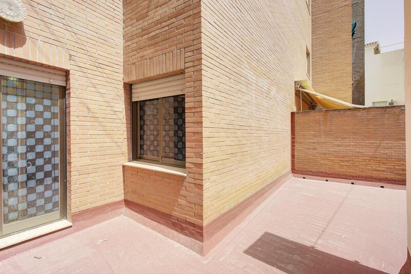 4 bedroom Apartment for sale