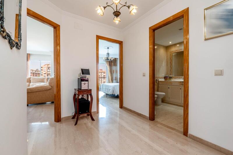 3 bedroom Apartment for sale