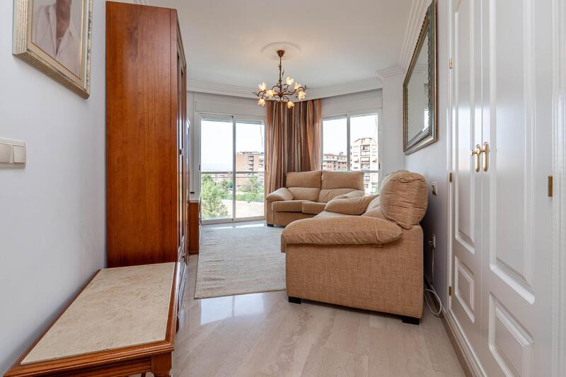 3 bedroom Apartment for sale