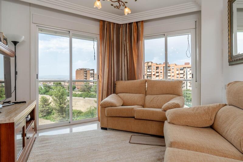 3 bedroom Apartment for sale